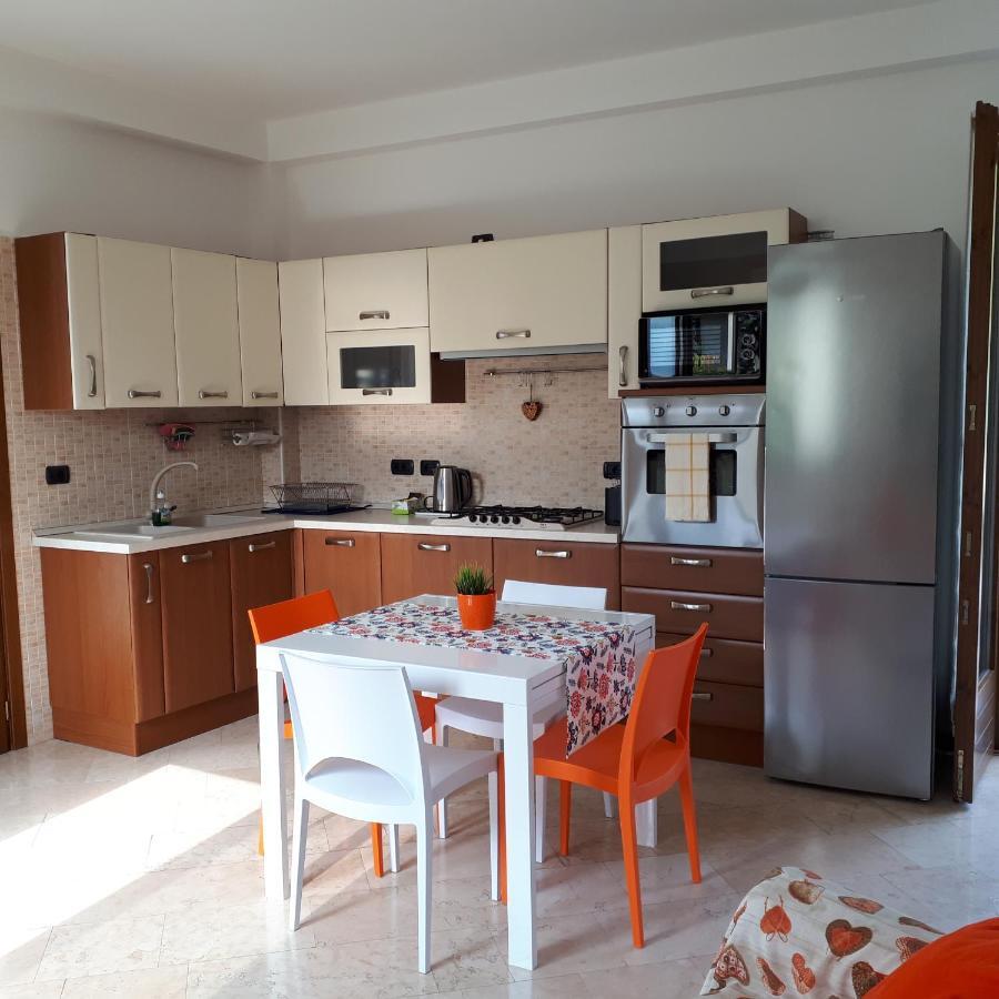Appartamento Con Giardino A Cisano Di Bardolino Exterior foto